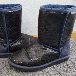Womens 10 Bear Paw boots